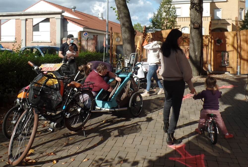 Mitmach-Station Proberadeln für Familien